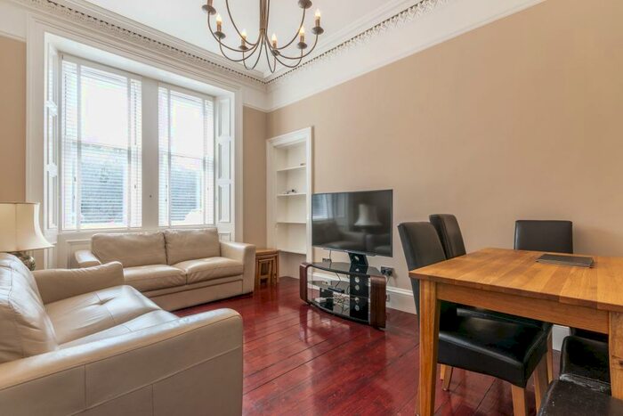 2 Bedroom Flat To Rent In Balfour Place Edinburgh United Kingdom, EH6