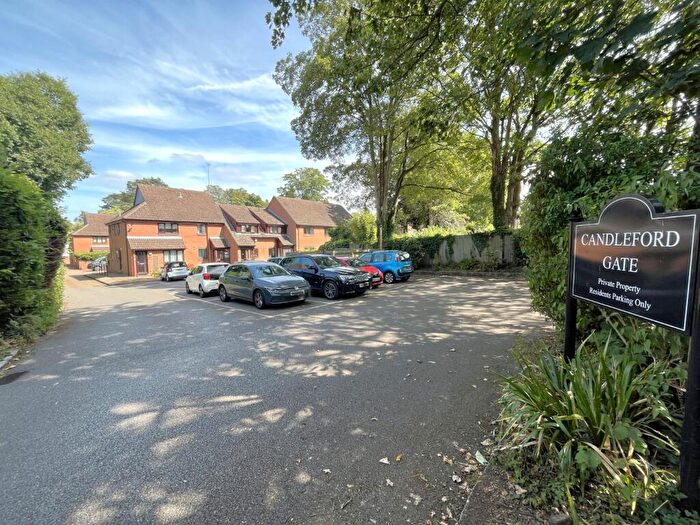 1 Bedroom Maisonette For Sale In Candleford Gate, Tower Close, Liphook, Hampshire, GU30