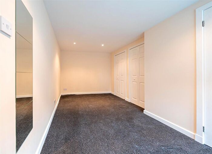 2 Bedroom Flat For Sale In Perth Road, Scone, Perth, PH2