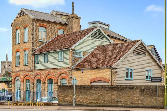 3 Bedroom House To Rent In Watton Road, Ware - Exceptional Victorian Conversion, SG12