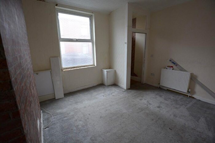 2 Bedroom Terraced House For Sale In Elizabeth Street, Denton, M34