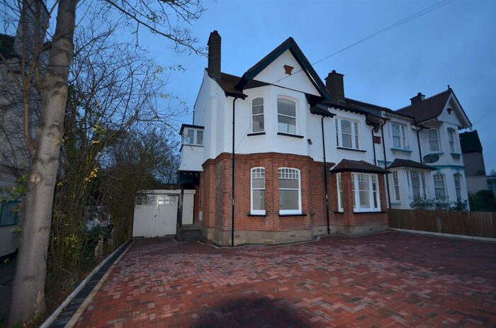 1 Bedroom Flat To Rent In Preston Road, Harrow, Middlesex, HA3