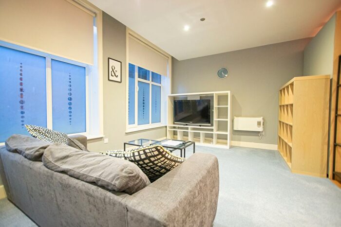 1 Bedroom Studio To Rent In Ferensway, Hull, HU2