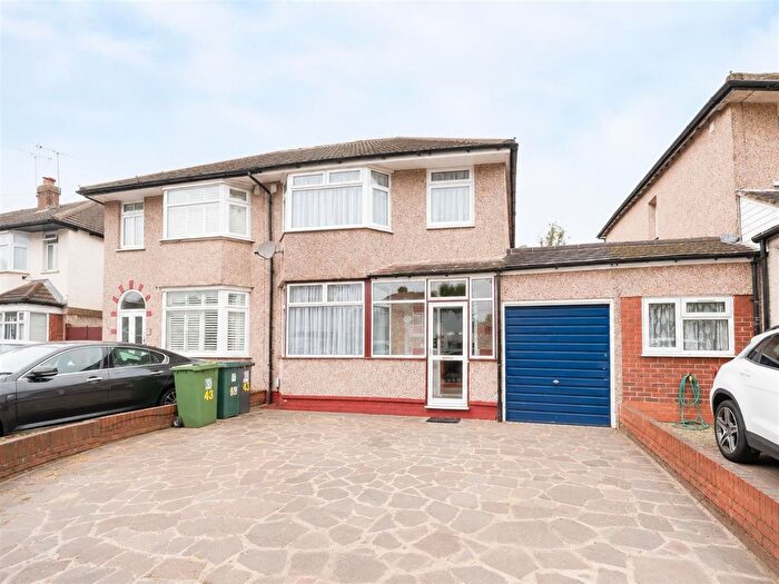3 Bedroom Semi-Detached House To Rent In Westlea Avenue, Watford, WD25
