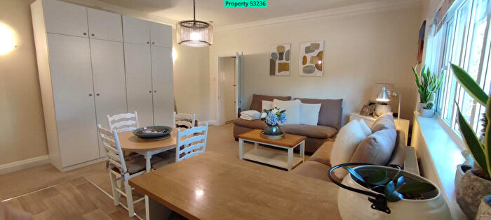 1 Bedroom Flat For Sale In A Teignmouth Road, London, NW2