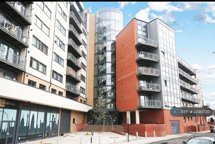 2 Bedroom Flat To Rent In Perth Road, Ilford, IG2