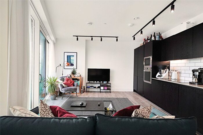 1 Bedroom Flat For Sale In Icon Tower, London, W3