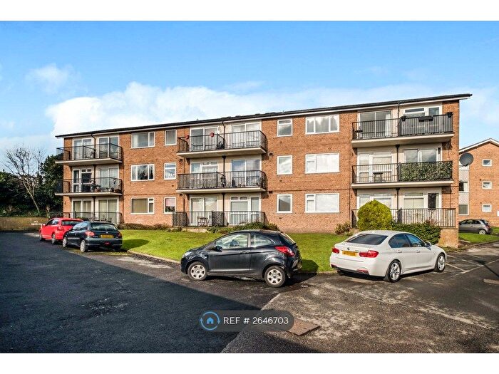 1 Bedroom Flat To Rent In Whitehouse Court, Sutton Coldfield, B75