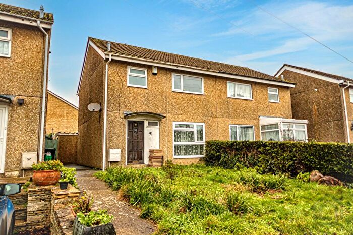 3 Bedroom Semi Detached House For Sale In , Parklands, Malmesbury, SN16