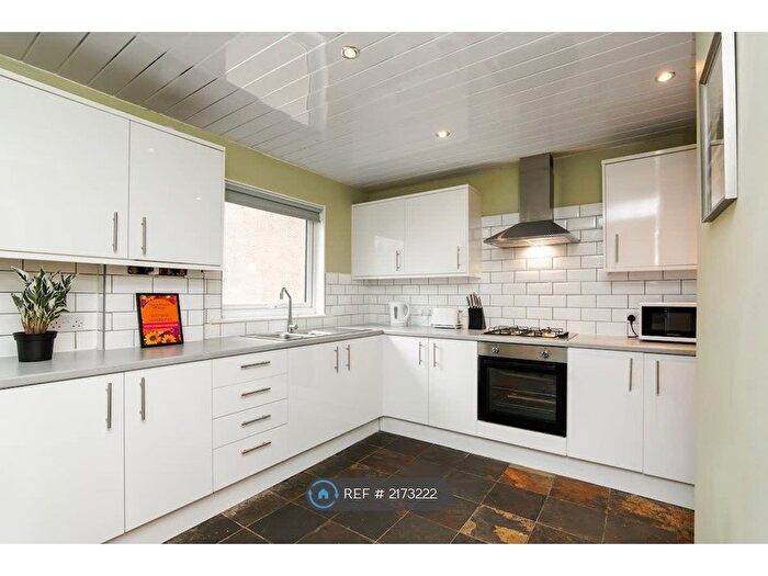 3 Bedroom Terraced House To Rent In Piper Drive, Glenrothes, KY7