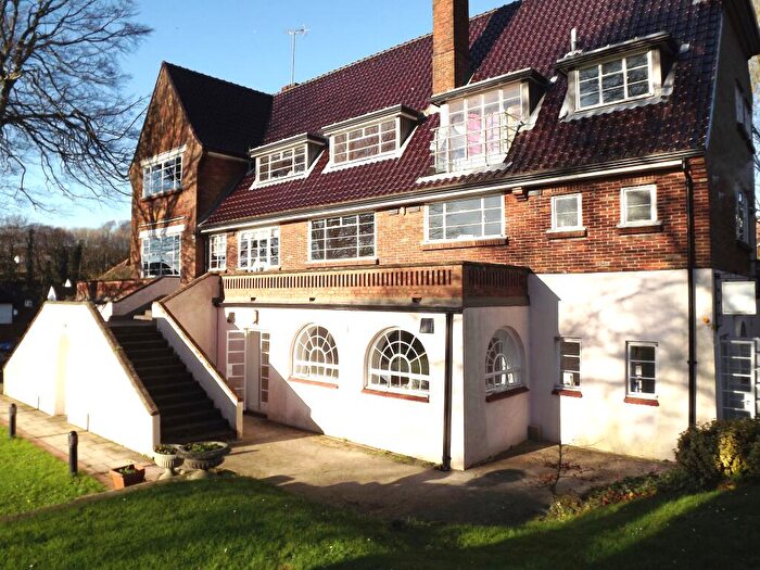 Studio To Rent In Shirley Drive, Hove, BN3