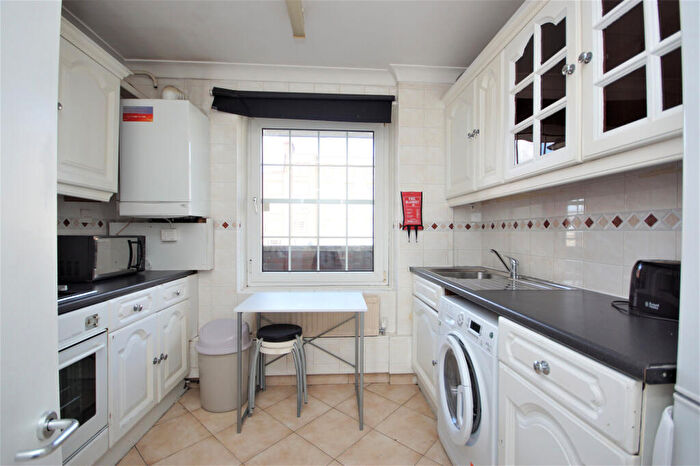 4 Bedroom Apartment To Rent In Appleford, Islip Street, Kentish Town, NW5