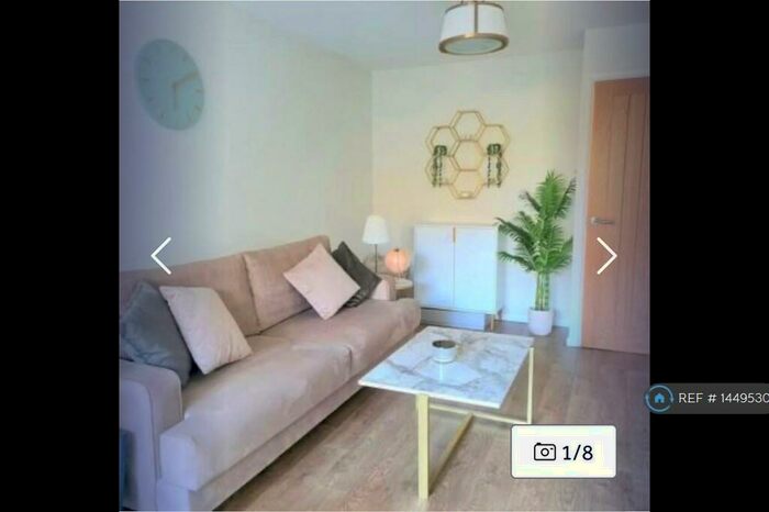 1 Bedroom Flat To Rent In Rushes Court, Bishop's Stortford, CM23