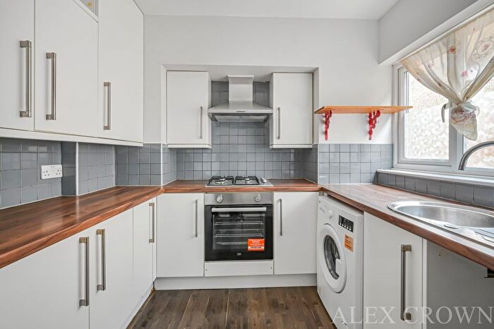 3 Bedroom Semi-Detached House To Rent In Whitchurch Lane, Stanmore, HA8