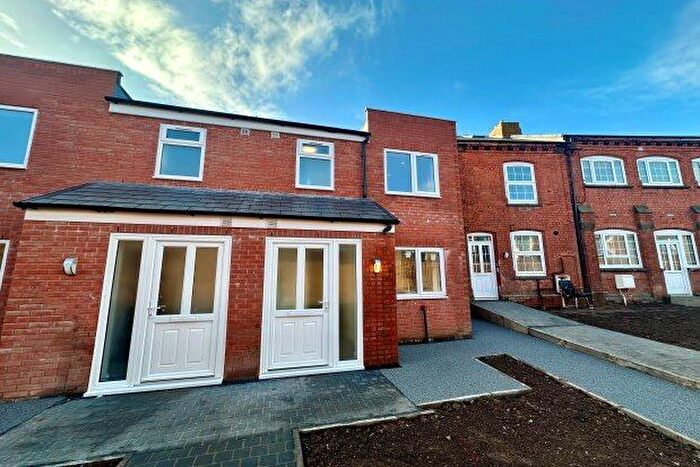 3 Bedroom Property To Rent In Bolsover Street, Nottingham, NG15