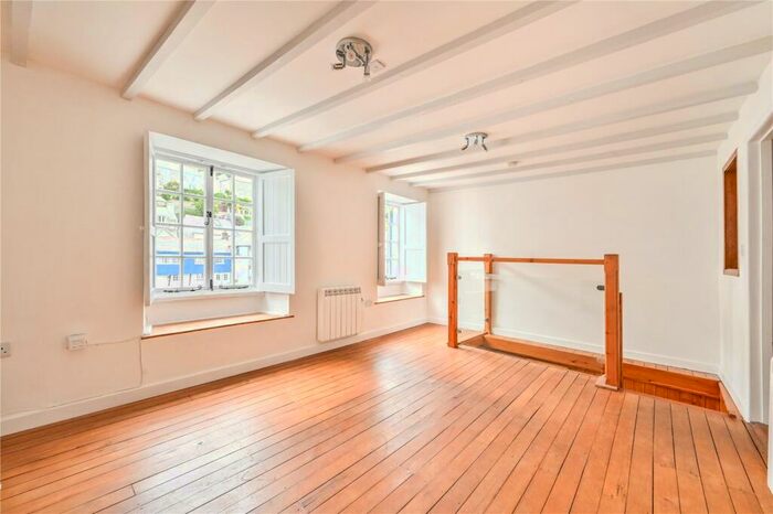 2 Bedroom End Of Terrace House For Sale In Quay Road, Polperro, Cornwall, PL13