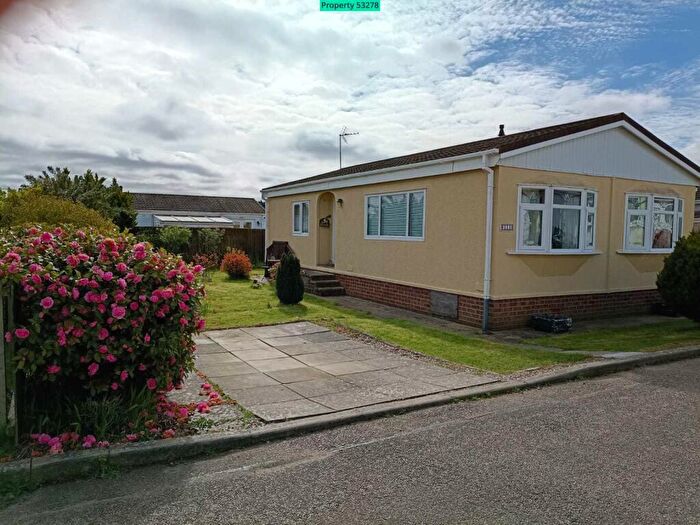 2 Bedroom Mobile Home For Sale In St. Gotthards Avenue, Martlesham Heath, Ipswich, IP5
