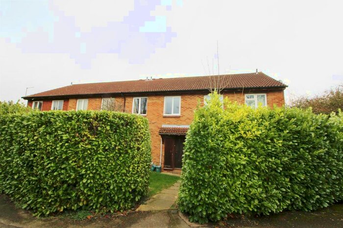 1 Bedroom Apartment To Rent In Milford Close, Marshalswick, St. Albans, AL4