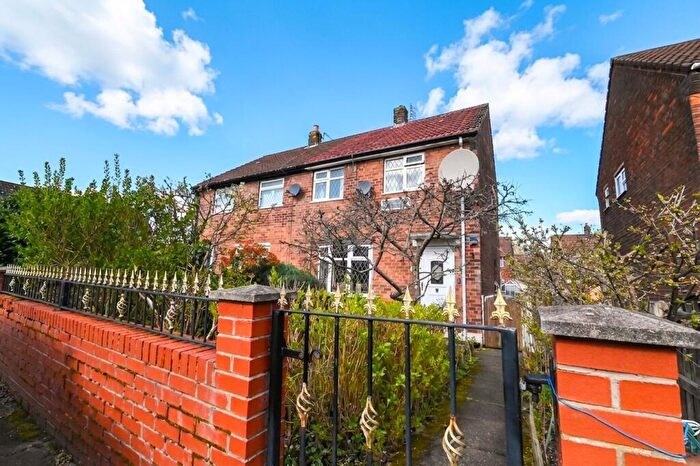 3 Bedroom Semi-Detached House For Sale In Windsor Avenue, Swinton, M27