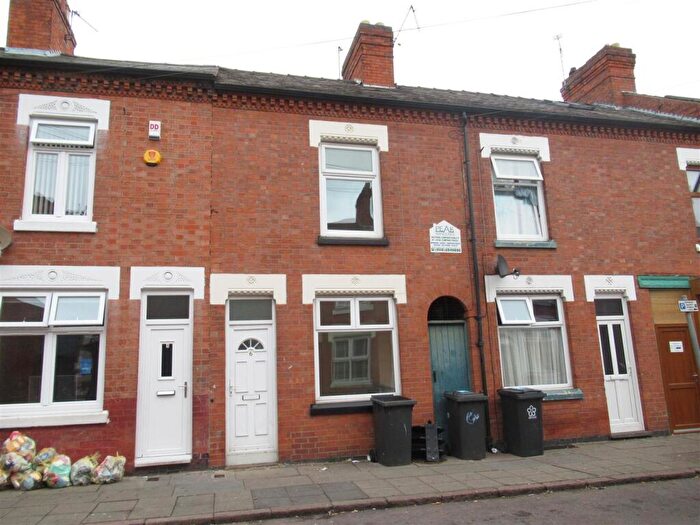 2 Bedroom House To Rent In Bartholomew Street, LE2