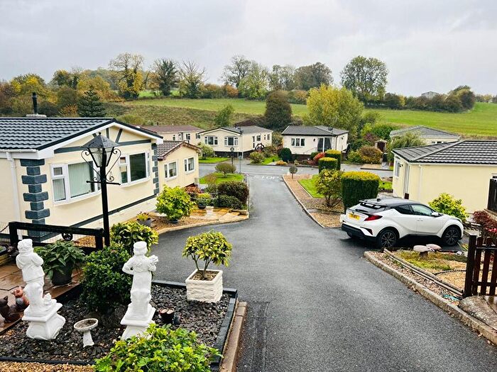 2 Bedroom Park Home For Sale In Bromyard, Herefordshire, HR7