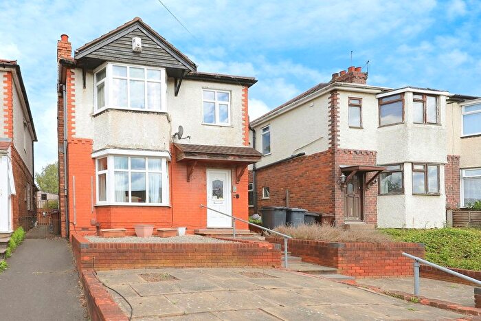 3 Bedroom Detached House For Sale In Deans Road, Wolverhampton, West Midlands, WV1