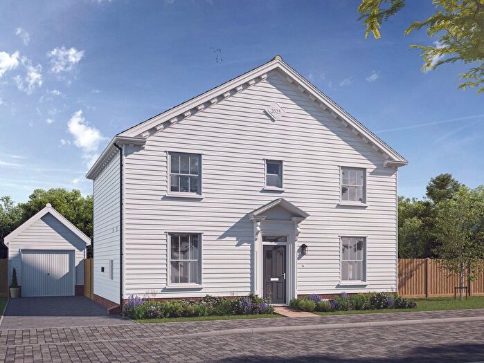 3 Bedroom Detached House For Sale In Manningtree Park, Mistley, Manningtree, CO11