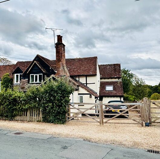 4 Bedroom Detached House For Sale In Church Road, Farley Hill, RG7