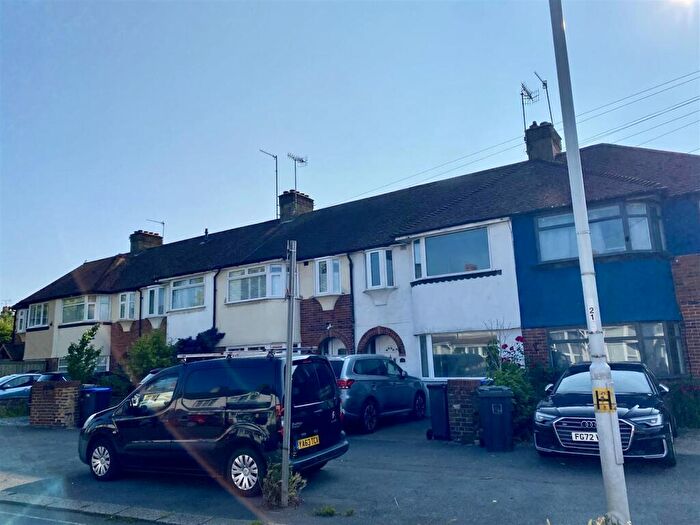 3 Bedroom House To Rent In Ham Road, Worthing, BN11