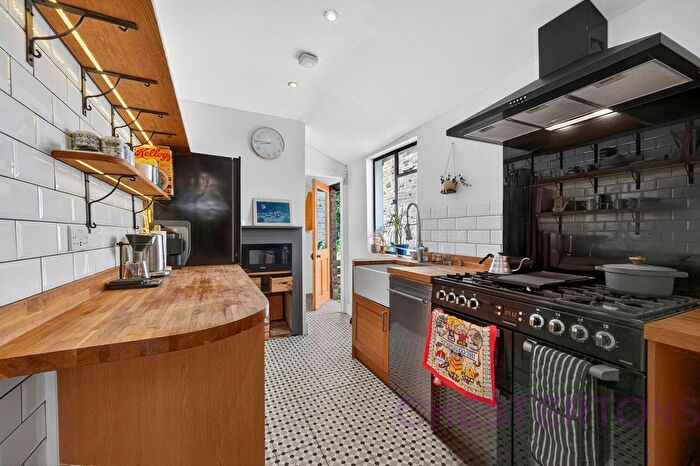 3 Bedroom Property To Rent In Maidenstone Hill, Greenwich, SE10