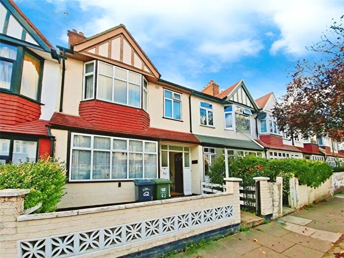 3 Bedroom Terraced House To Rent In Millmark Grove, London, SE14