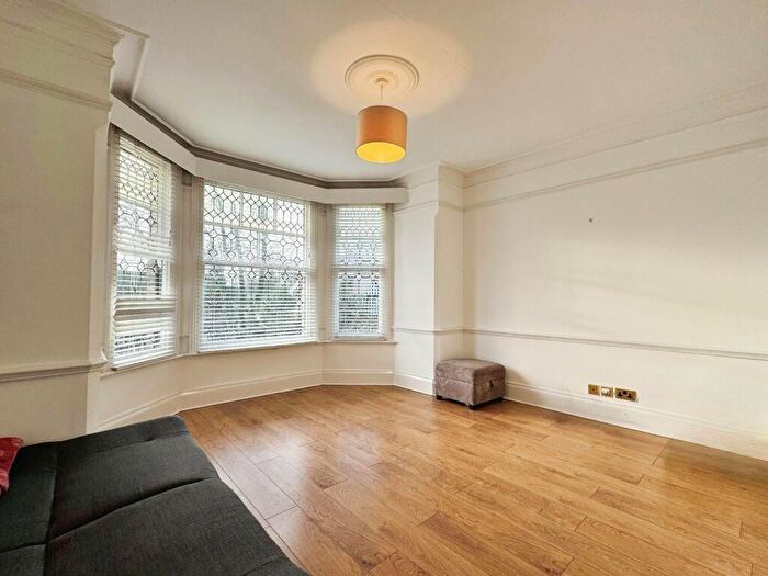1 Bedroom Flat To Rent In Parkfield Road South, Didsbury, Manchester, M20