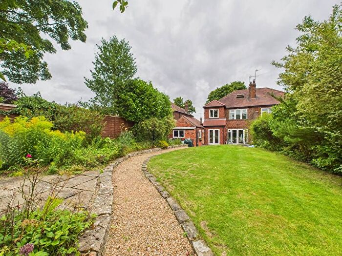 3 Bedroom Semi-Detached House For Sale In Elms Drive, Kirk Ella, HU10