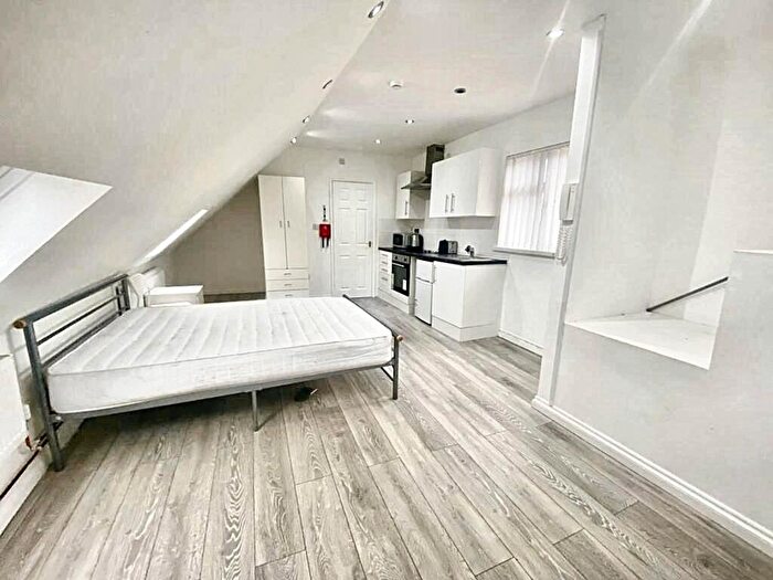 Studio To Rent In Studio, Lythalls Lane, CV6