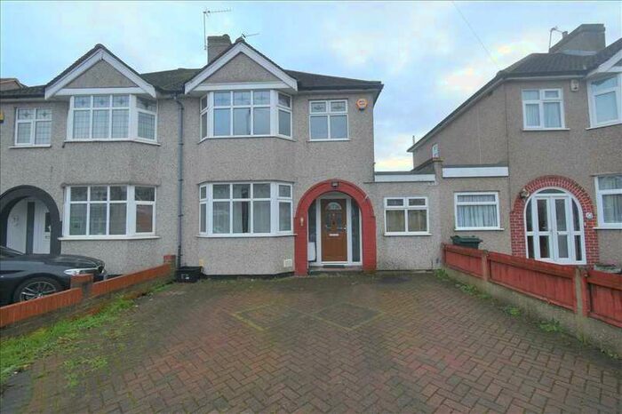 3 Bedroom House To Rent In Chastilian Road, Dartford, DA1