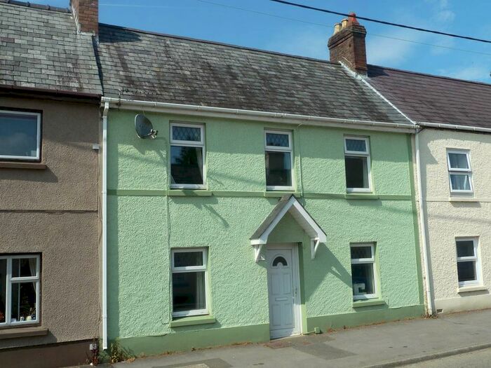 3 Bedroom Cottage To Rent In High Street, Carmarthen, SA31