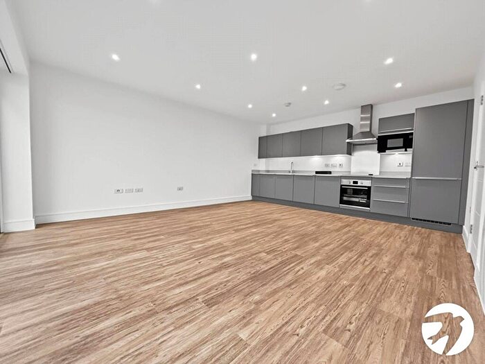 1 Bedroom Flat To Rent In Adit Road, Erith, DA8