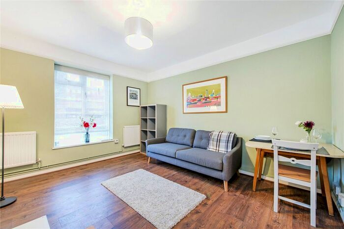 1 Bedroom Flat To Rent In Westbrook House, Victoria Park Square, London, E2