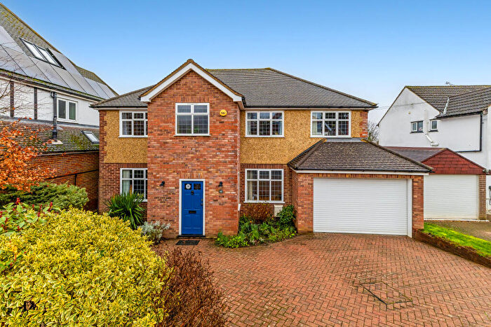 5 Bedroom Detached House For Sale In Lancaster Road, St. Albans, AL1