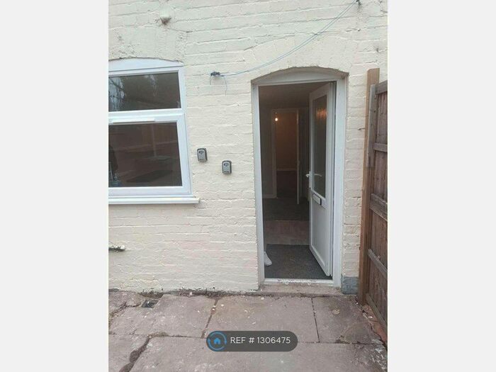 1 Bedroom Flat To Rent In Station Road, Ilkeston DE7