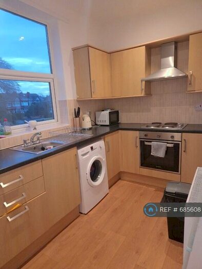2 Bedroom Flat To Rent In Dane Road, Sale, M33