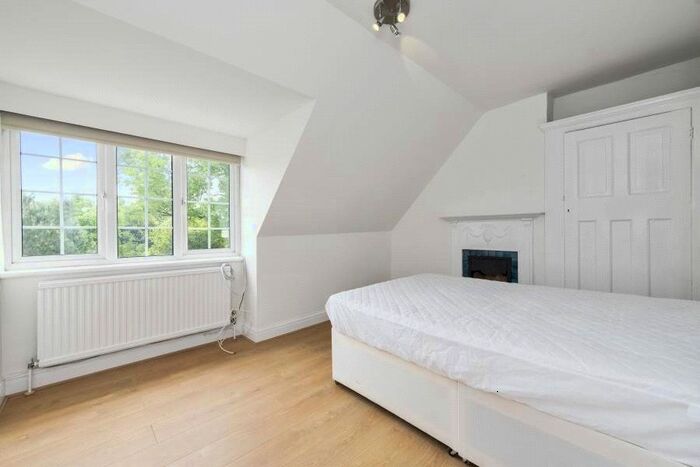 1 Bedroom Flat To Rent In Burgess Hill, West Hampstead, London, NW2