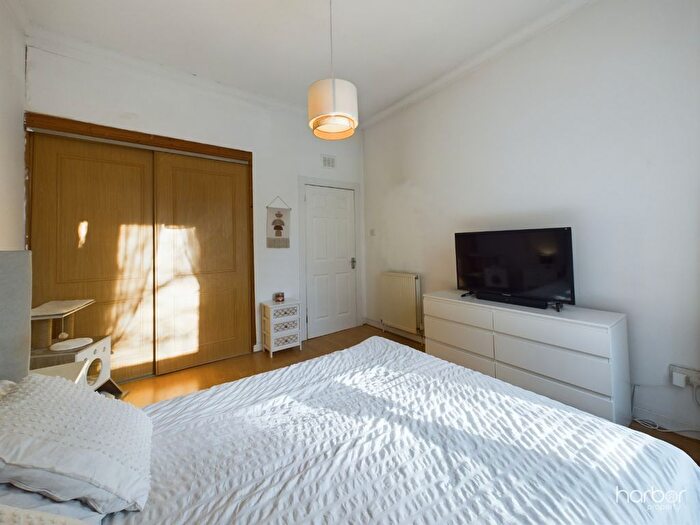 1 Bedroom Flat For Sale In Main Street, Cambuslang, Glasgow, South Lanarkshire, G72