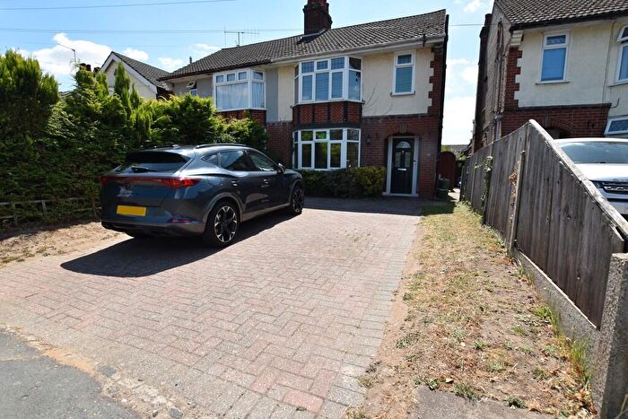 3 Bedroom Semi Detached House For Sale In London Road, Lexden, Colchester, CO3