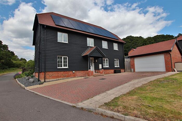 4 Bedroom Detached House To Rent In Goslings Turning, Bursledon, Southampton, SO31