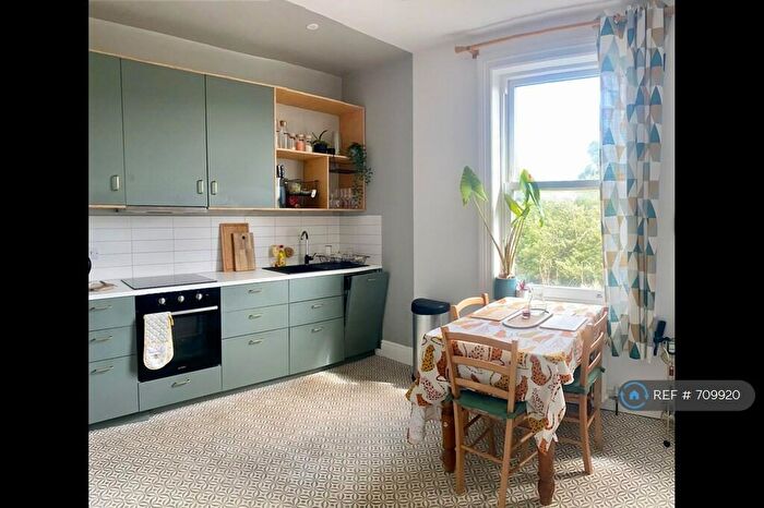 2 Bedroom Flat To Rent In Shirebrook Road, Sheffield, S8