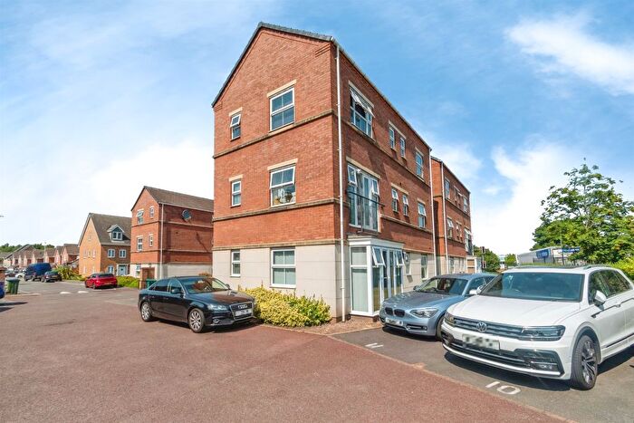 2 Bedroom Flat For Sale In Bagnalls Wharf, Wednesbury, WS10