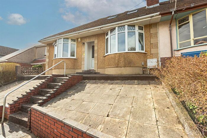 3 Bedroom Semi Detached Bungalow For Sale In Parkhill Terrace, Treboeth, Swansea, SA5
