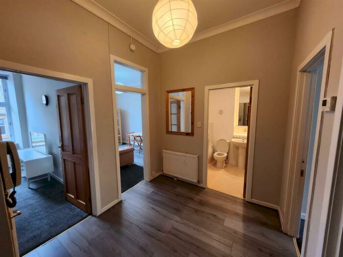 2 Bedroom Flat To Rent In , West Princes Street Kelvinbridge, Glasgow, G4