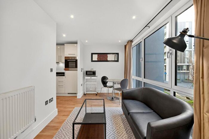 Flat For Sale In Indescon Square, Millwall, E14